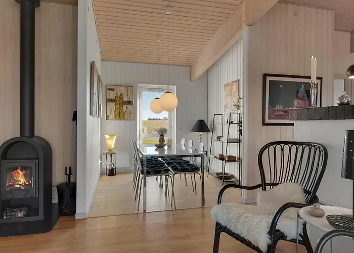 Ferienhaus Amazing In With Sauna *