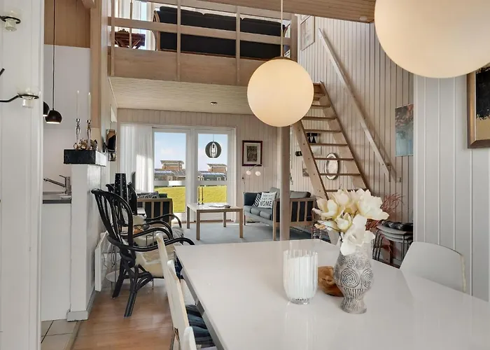 Ferienhaus Amazing In With Sauna Fåborg